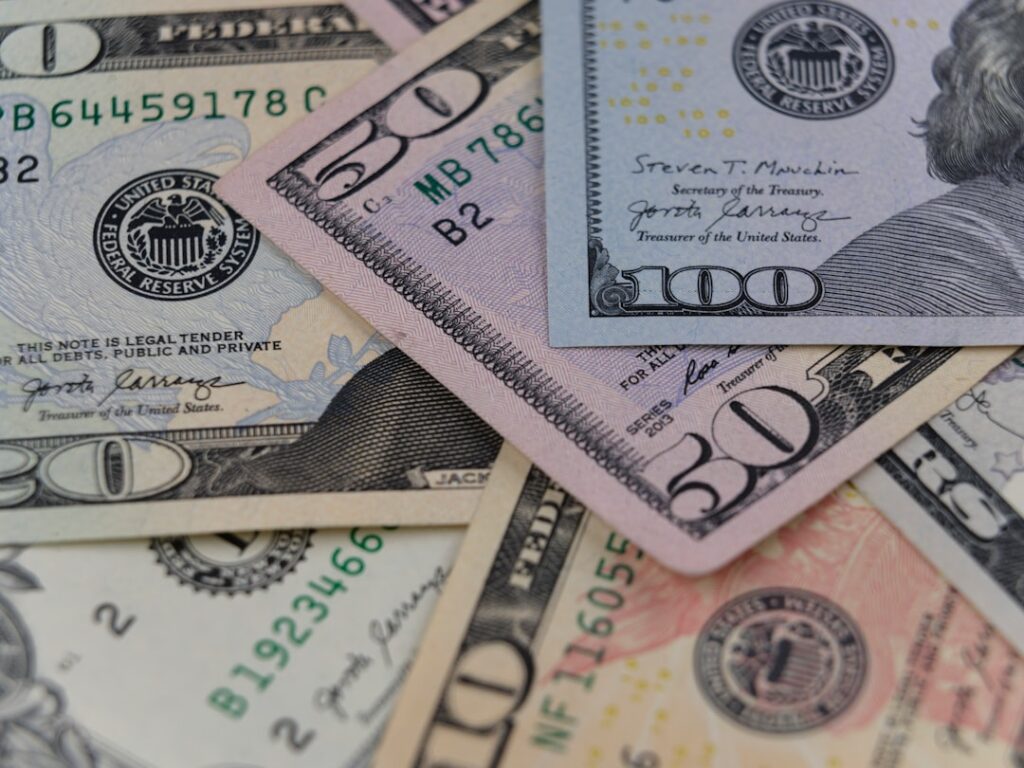 how to invest money