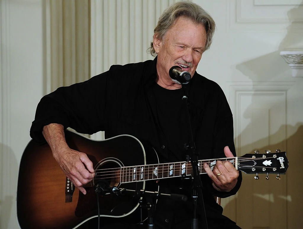 kris kristofferson net worth